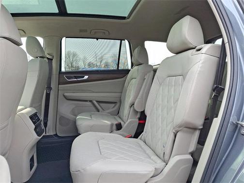 2025 Volkswagen Atlas 2.0T SEL