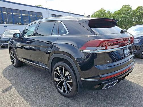 2026 Volkswagen Atlas Cross Sport 2.0T SEL Premium