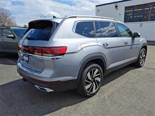 2025 Volkswagen Atlas 2.0T SEL