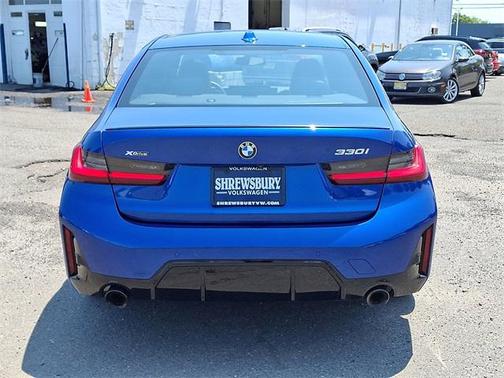 2024 BMW 330 i xDrive