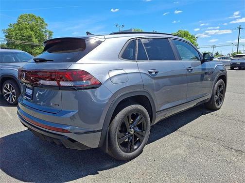 2025 Volkswagen Atlas Cross Sport 2.0T SEL