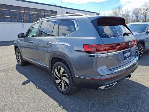 2025 Volkswagen Atlas 2.0T SEL