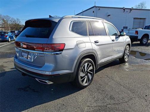 2025 Volkswagen Atlas 2.0T SEL