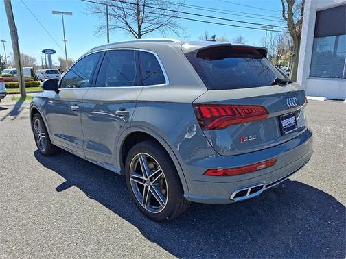 2020 Audi SQ5 3.0T Premium Plus
