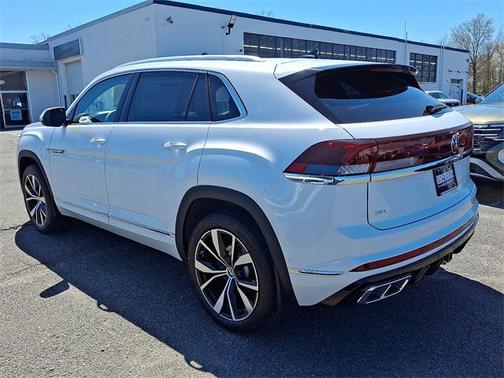 2025 Volkswagen Atlas Cross Sport 2.0T SEL Premium