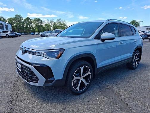 2025 Volkswagen Taos 1.5T SEL