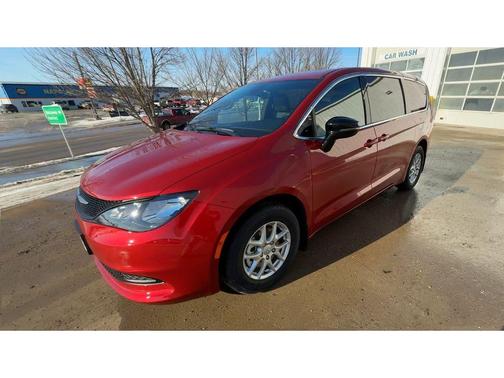2026 Chrysler Voyager LX