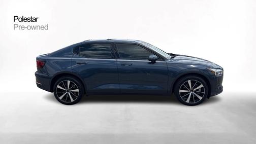 2022 Polestar 2 Long range Dual motor - AWD - Plus,Pilot