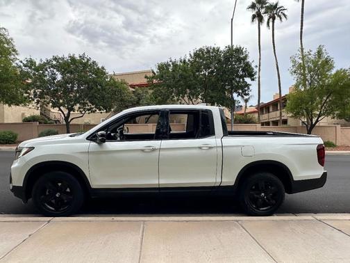 2021 Honda Ridgeline Black