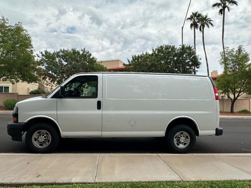 2020 Chevrolet Express 2500 RWD 2500 Regular Wheelbase WT