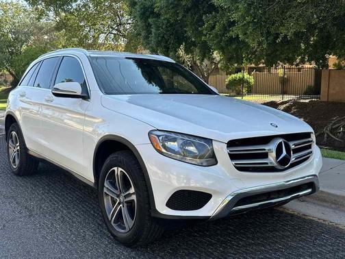 2017 Mercedes-Benz GLC 300 Base