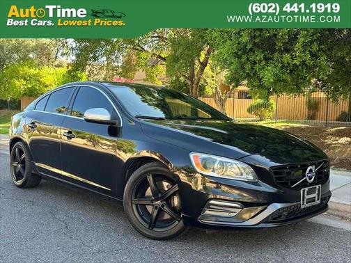 2017 Volvo S60 T6 R-Design Platinum