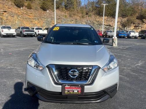2020 Nissan Kicks S
