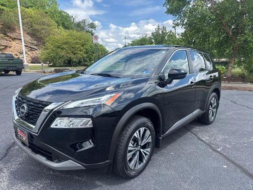 Black 2023 Nissan Rogue SV