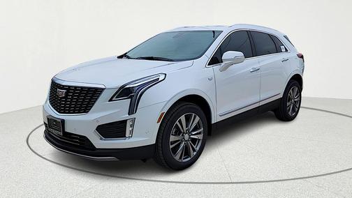 Crystal White Tricoat 2026 Cadillac XT5 Premium Luxury
