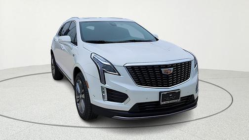Crystal White Tricoat 2026 Cadillac XT5 Premium Luxury
