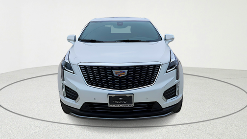 Crystal White Tricoat 2026 Cadillac XT5 Premium Luxury