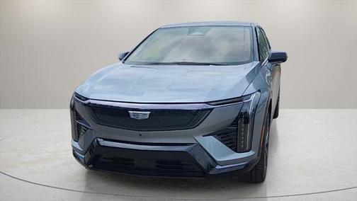 2025 Cadillac OPTIQ Luxury 1 AWD