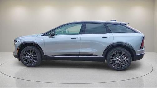 2025 Cadillac OPTIQ Luxury 1 AWD