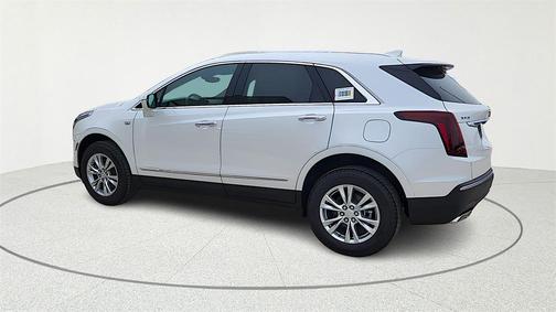 2026 Cadillac XT5 Luxury