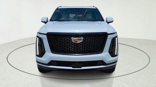 Vibrant White Tricoat 2026 Cadillac Escalade Sport Platinum