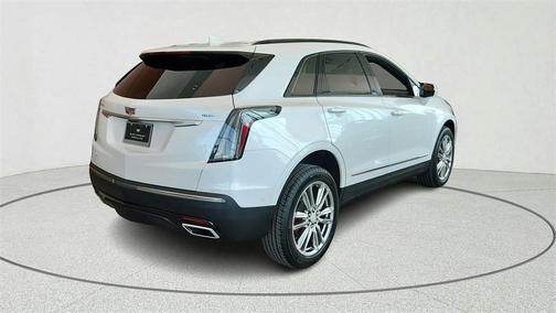 2026 Cadillac XT5 Sport