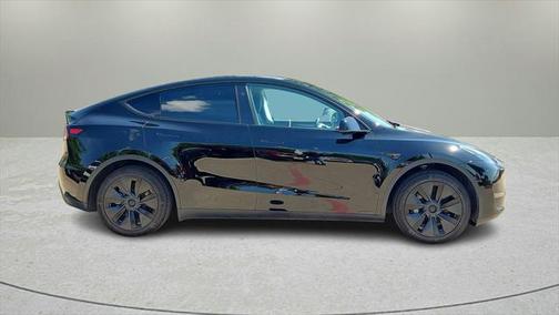2025 Tesla Model Y Long Range Dual Motor All-Wheel Drive