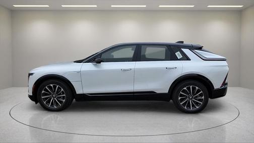 2025 Cadillac LYRIQ Sport w/1SJ
