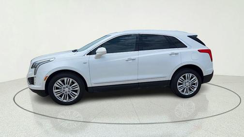 Crystal White Tricoat 2019 Cadillac XT5 Premium Luxury