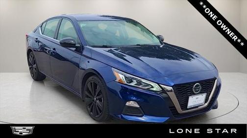 2022 Nissan Altima SR FWD