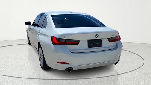 White Metallic 2024 BMW 330 330i