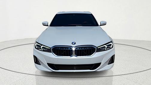 White Metallic 2024 BMW 330 330i