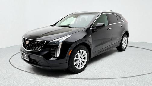 Stellar Black Metallic 2023 Cadillac XT4 Luxury