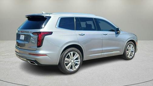 2024 Cadillac XT6 Premium Luxury FWD