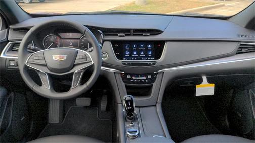 2023 Cadillac XT5 Luxury