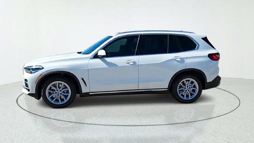 Alpine White 2022 BMW X5 xDrive40i