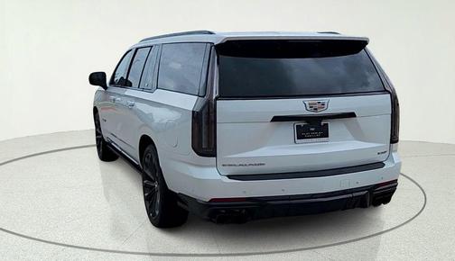 Crystal White Tricoat 2025 Cadillac Escalade ESV V-Series
