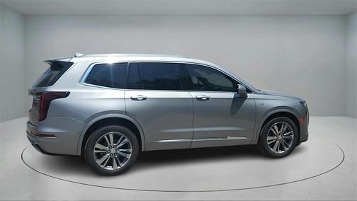 2025 Cadillac XT6 Premium Luxury FWD