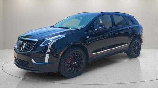 2025 Cadillac XT5 Sport