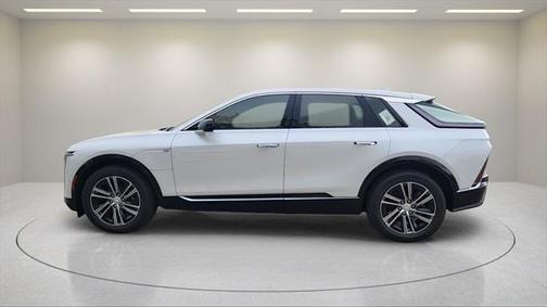 2025 Cadillac LYRIQ Luxury w/1SD