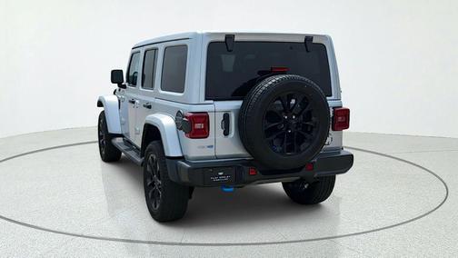 Silver Zynith Clearcoat 2022 Jeep Wrangler Unlimited 4xe Sahara