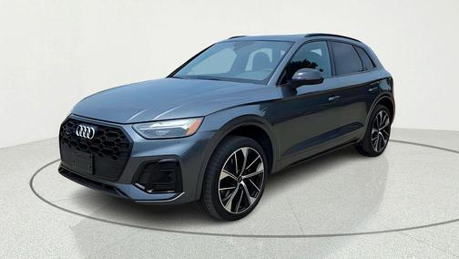Daytona Gray Pearl Effect 2023 Audi SQ5 3.0T Premium Plus