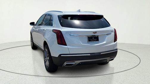 Crystal White Tricoat 2026 Cadillac XT5 Premium Luxury