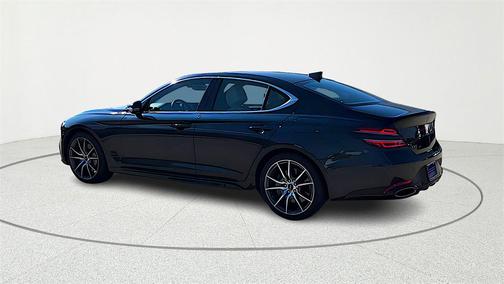 2025 Genesis G70 2.5T RWD