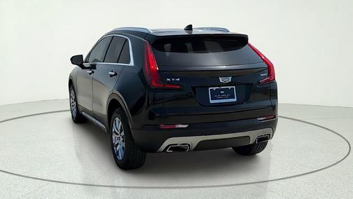 Stellar Black Metallic 2022 Cadillac XT4 Premium Luxury