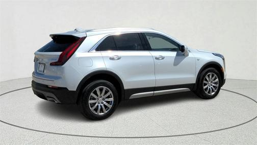 2022 Cadillac XT4 Premium Luxury