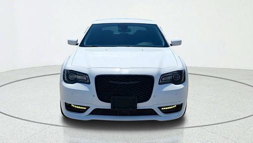 Bright White Clearcoat 2023 Chrysler 300 Touring