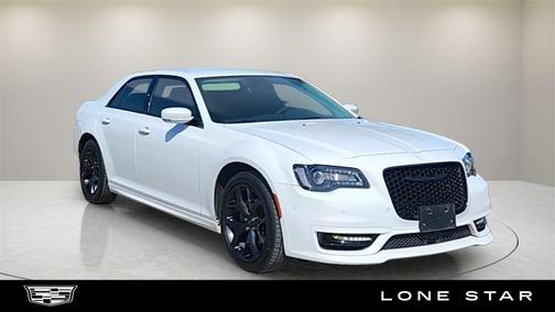 Bright White Clearcoat 2023 Chrysler 300 Touring