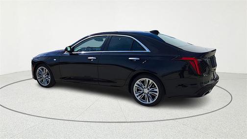 2023 Cadillac CT4 Premium Luxury