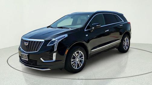 Stellar Black Metallic 2022 Cadillac XT5 Premium Luxury